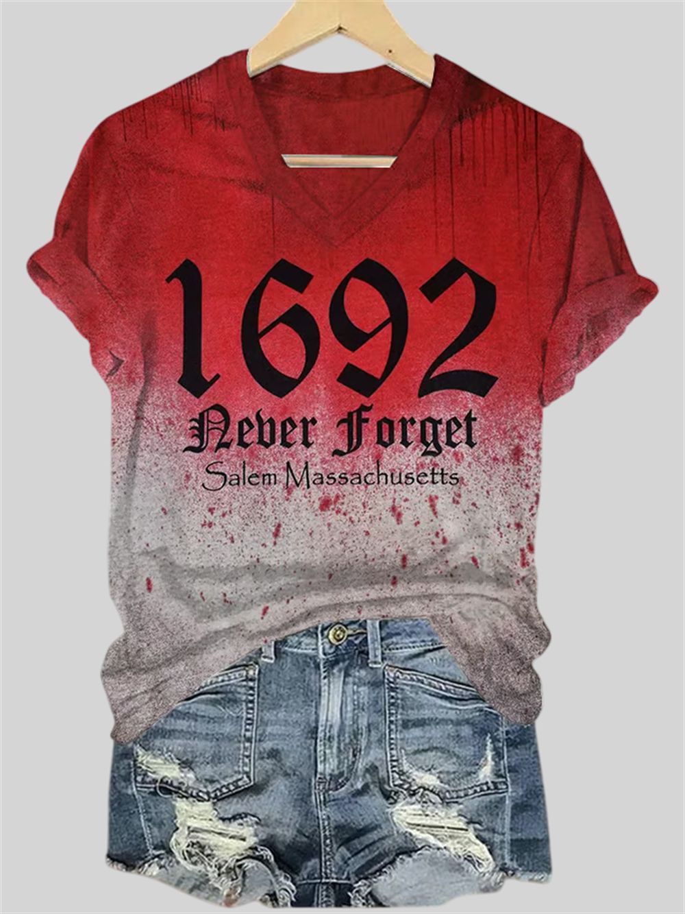 2025 Halloween 1692 Never Forget Salem Massachusetts Print V-Neck T-Shirt 2025 Halloween 1692 Never Forget Salem Massachusetts Print V-Neck T-Shirt