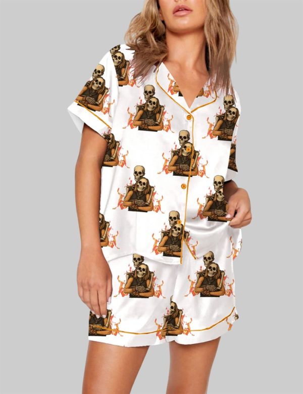 Kiss Cam CEO Affair Meme Pajama Set 1