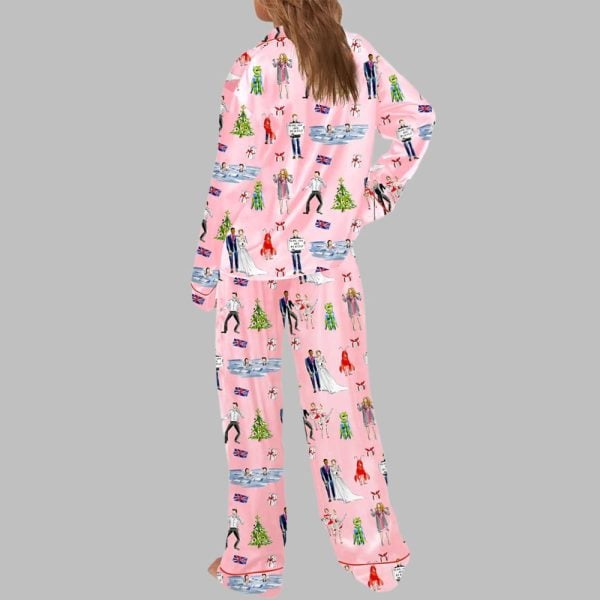 Love Actually Christmas Pajama Set For Women 2