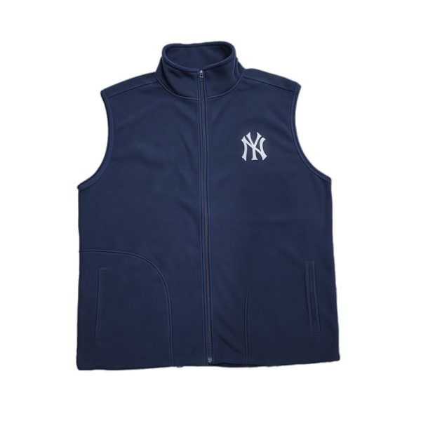 NY Yankees Vest Night 2025 Giveaway 1 2