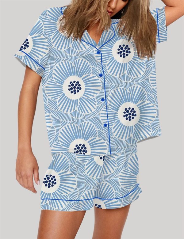 Overlapping Camellia Bright Blue Print Pajama Set 3