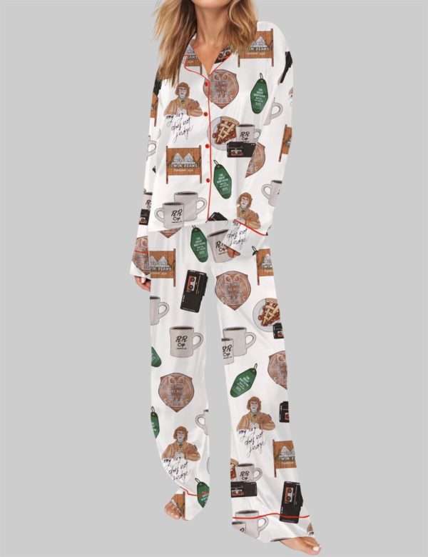 Twin Peak Pajama Set For Women 2