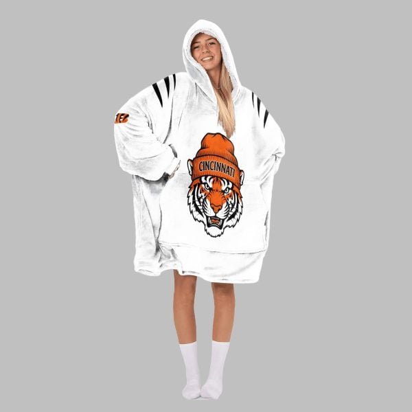 2025 Chase 1 Cincinnati Blanket Hoodie 3