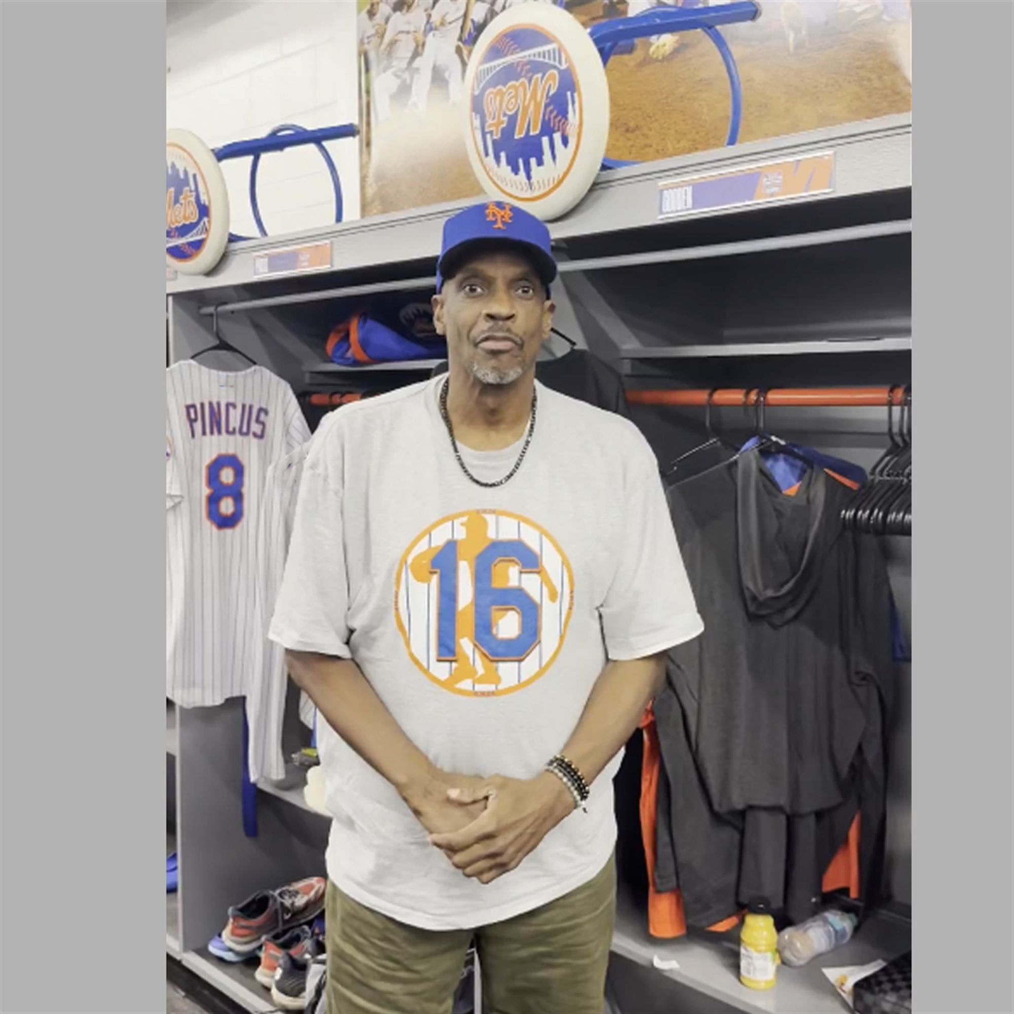 8 Dwight Gooden 16 Mets Shirt 3