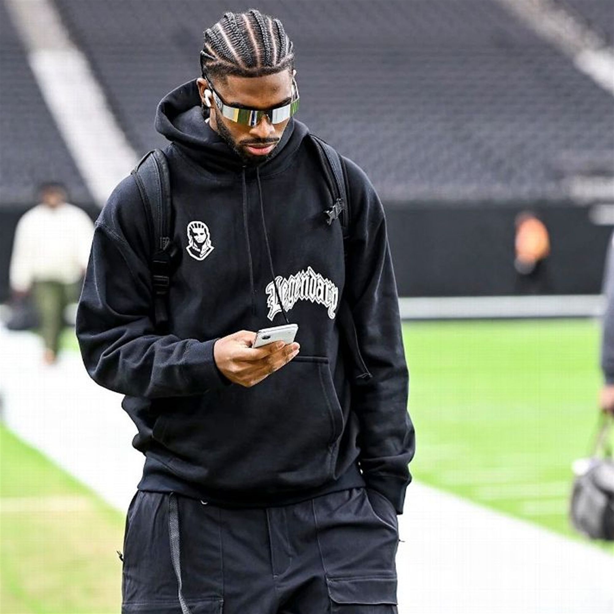 Cleveland Browns Shedeur Sanders Legendary Hoodie 4 Cleveland Browns Shedeur Sanders Legendary Hoodie 4