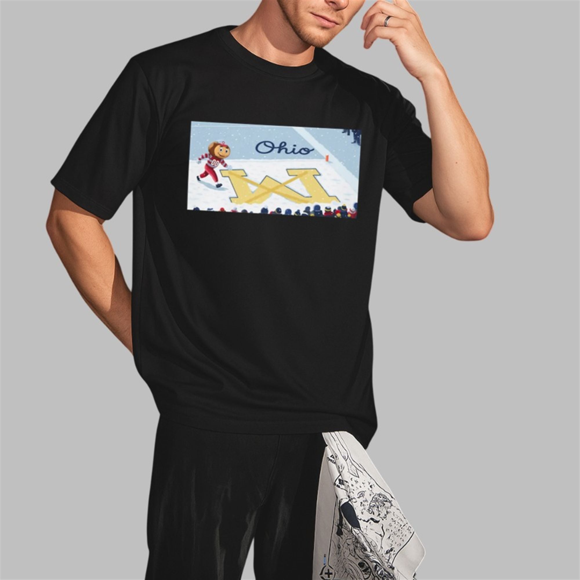 2025 Brutus Crossing Out M Shirt 3 2025 Brutus Crossing Out M Shirt 2 3