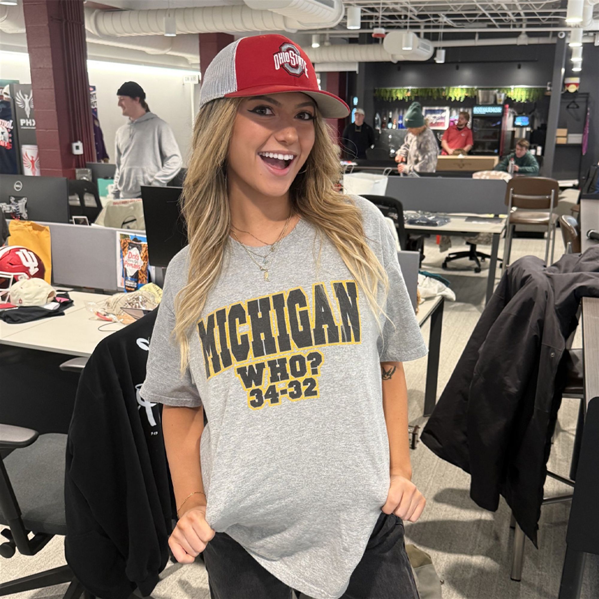 Hannah Montoya Michigan Who 34 32 Shirt 4 8