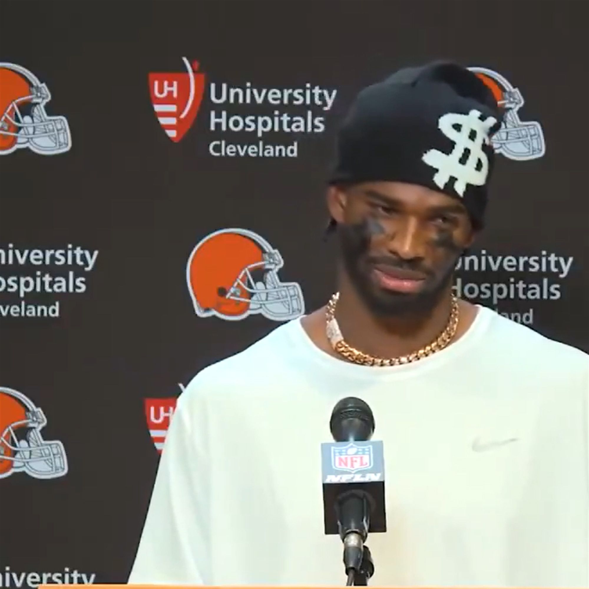 QB Shedeur Sanders Dollars Beanie Hat 4 QB Shedeur Sanders Dollars Beanie Hat 4