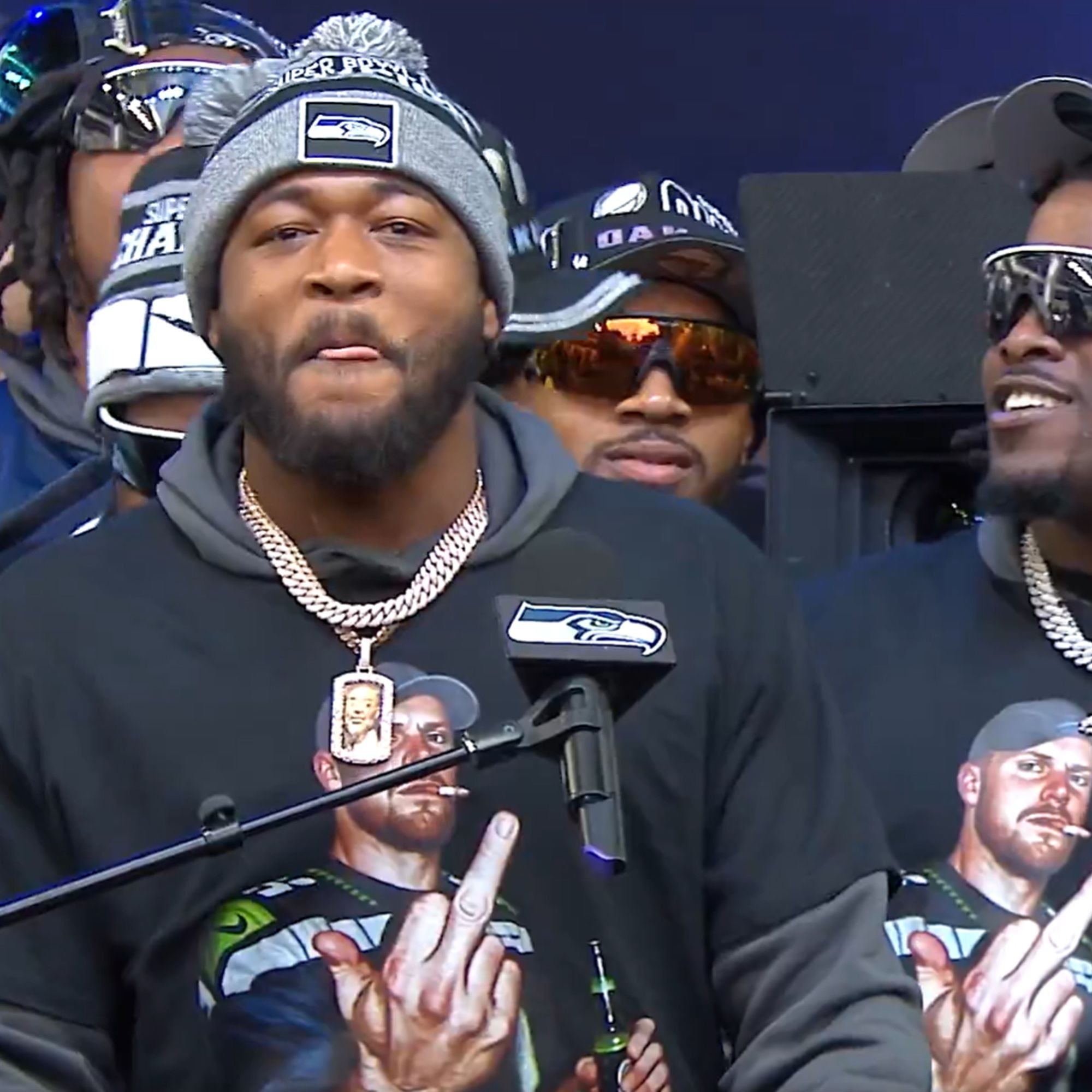 0 Sam Darnold Middle Finger Shirt 4