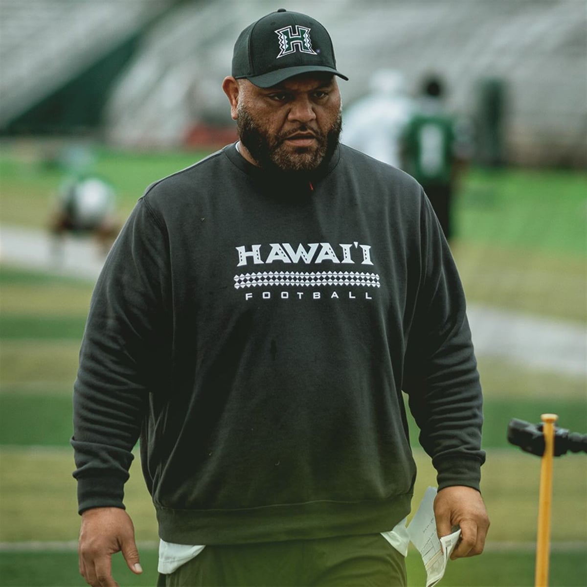 7 2026 Coach Lance Samuseva Hawaiian Football Sweatshirt