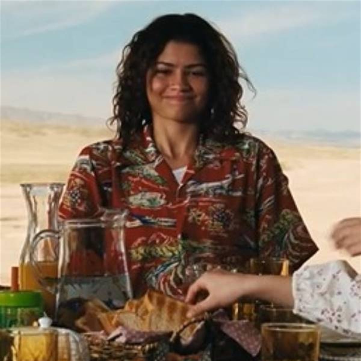 2026 Euphoria Zendaya Airways Silk Aloha Shirt 5 2026 Euphoria Zendaya Airways Silk Aloha Shirt 5