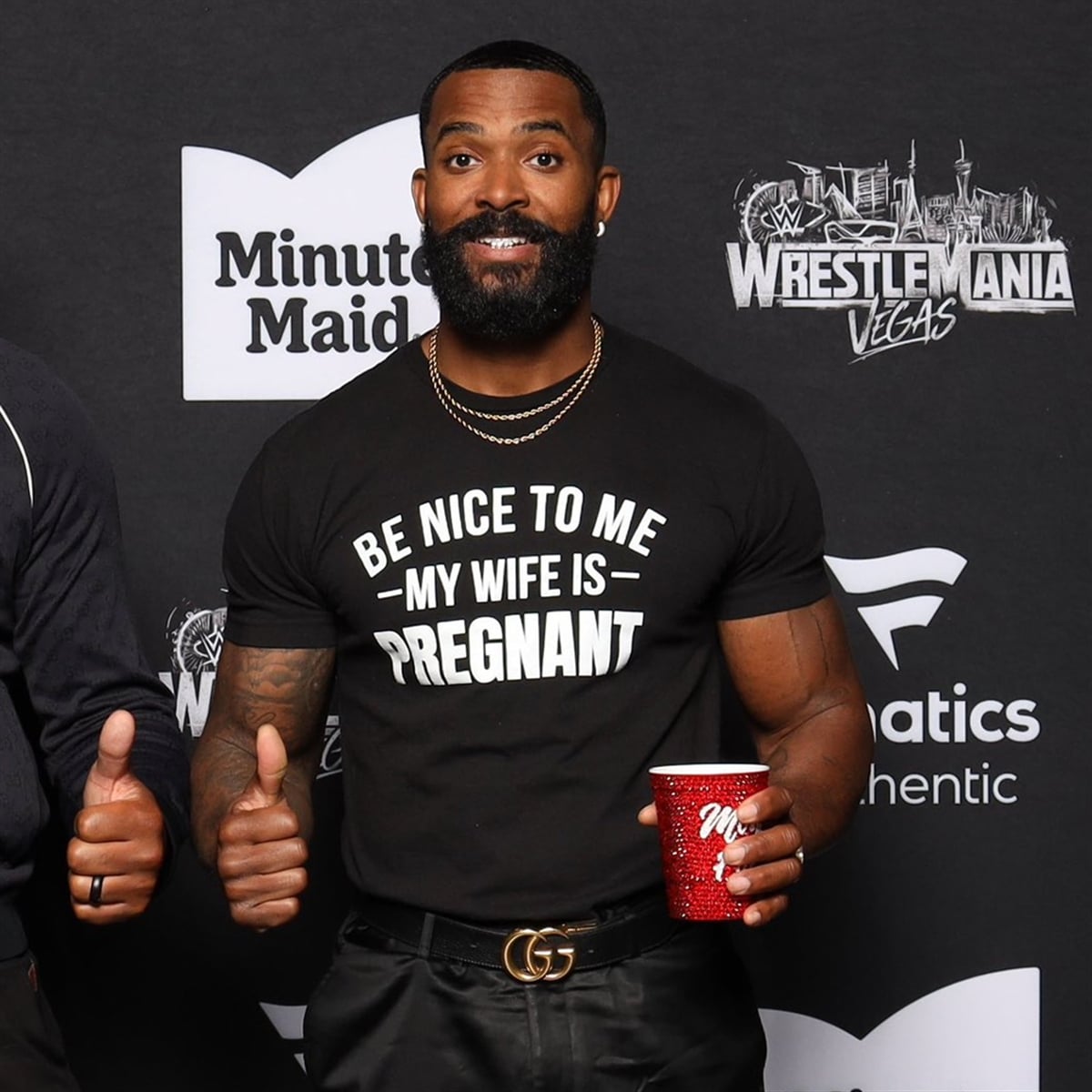 6 King Tez Be Nice To Me My Wife Is Pregnant Shirt