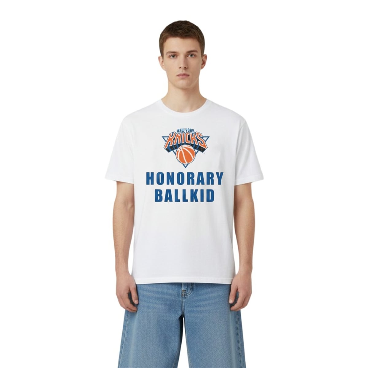 1 Emma Vigeland NY Knicks Honorary Ballkid Shirt 3 1 Emma Vigeland NY Knicks Honorary Ballkid Shirt 3